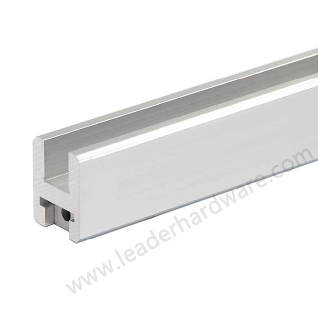 Header Bar for Pivot Hinge