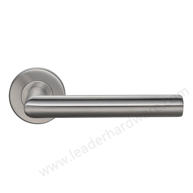 oil rubbed bronze door handles